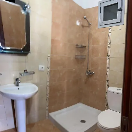 Ajlin's Lungomare Apartment Vlore